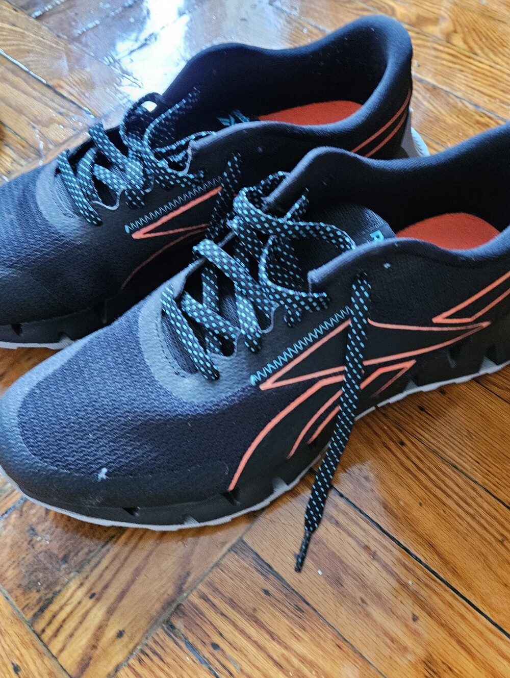Men's Black Athletic Sneakers with Coral Accents